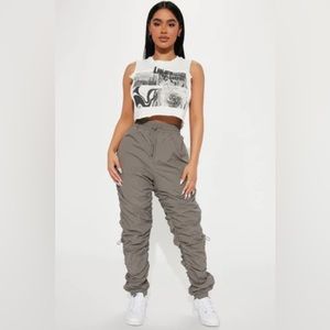 NEVER WORN!!! Fashion Nova parachute joggers.